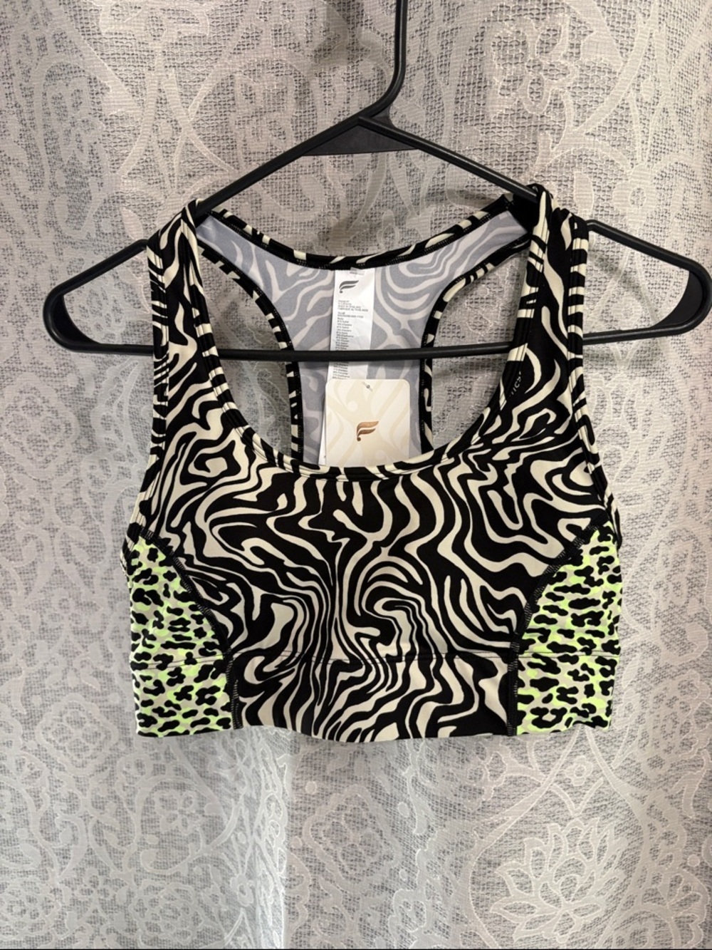 Fabletics small On the Go Med Impact sports bra - NWT